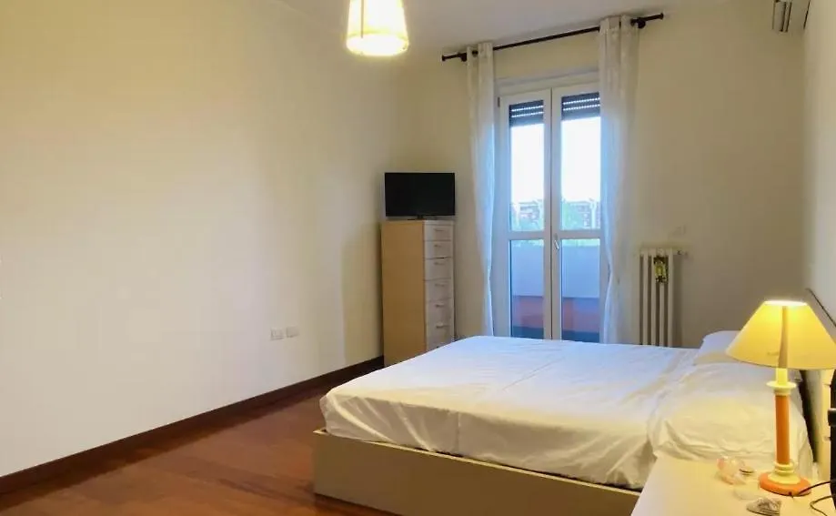 Corso Lodi 65 Two-Bedrooms Apartment Milan Italy